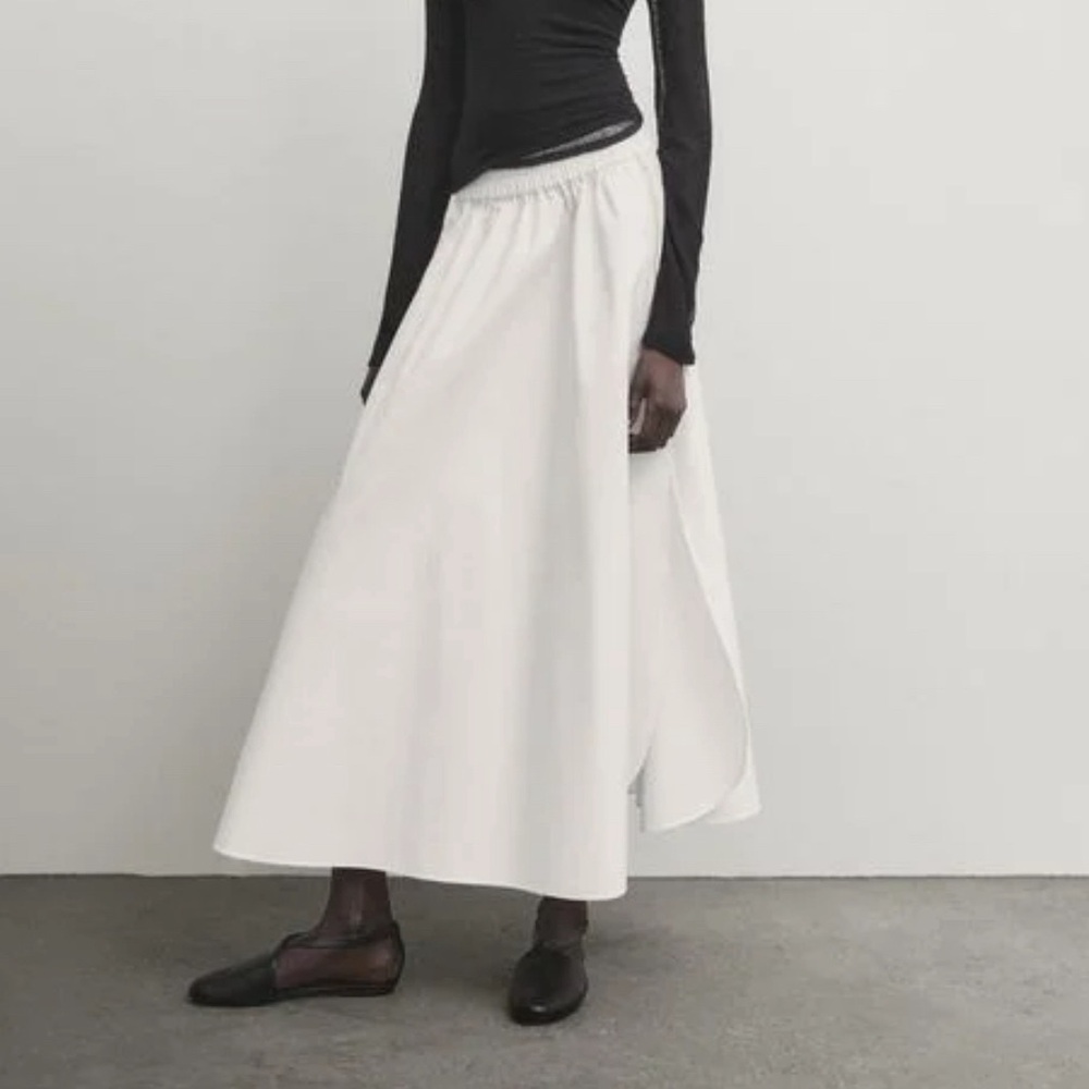 Massimo Dutti White Voluminous Poplin Midi Skirt